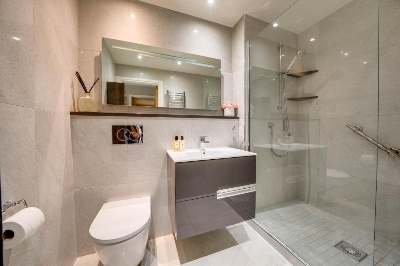 Tallest Building In The City Centre Sleeps 5 Incredible City Mountain And Lagan Views Belfast Eksteriør billede